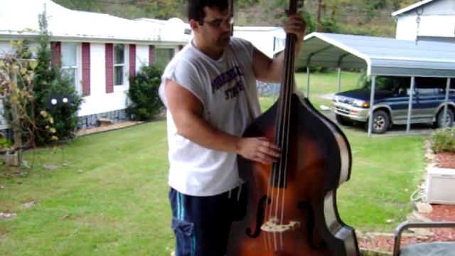 Epiphone B4 Upright Bass смотреть онлайн