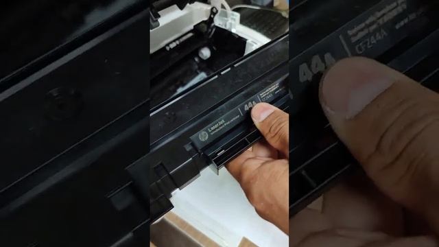 КАК ЗАМЕНИТЬ КАРТРИДЖ В ПРИНТЕРЕ. ОФИС 2. смотреть онлайн