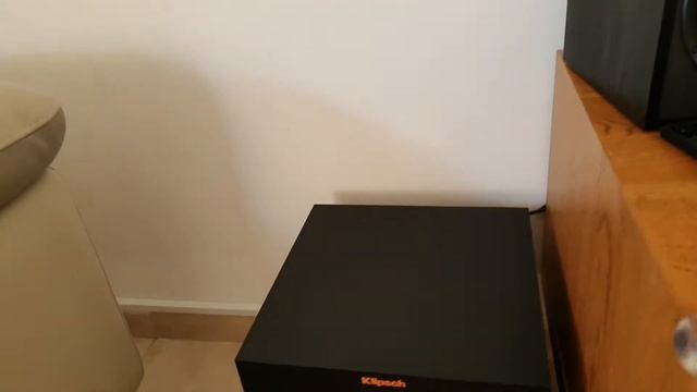 Klipsch R-51PM With Klipsch R-8sw Subwoofer