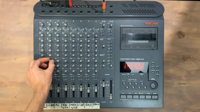 8 Track Analogue Mix Tutorial - On a Tascam 488mkII смотреть онлайн