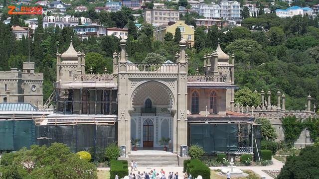 Тоска по красотам Алупки. Дивное место для отдыха! Обзорный полёт смотреть онлайн
