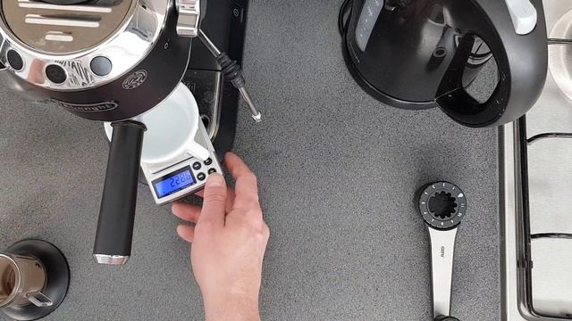 How to make a Americano on a DeLonghi EC680 EC685 смотреть онлайн