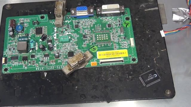 Не ремонт монитора Acer S230HL c полосами на экране. смотреть онлайн