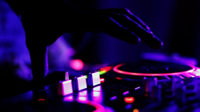 Timmy Trumpet - Oracle (Bass Boost) смотреть онлайн