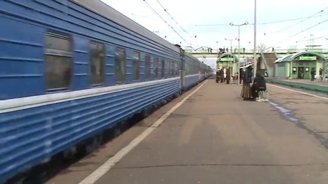 Электровоз ЧС7-012 с поездом № 77 Москва - Гродно смотреть онлайн