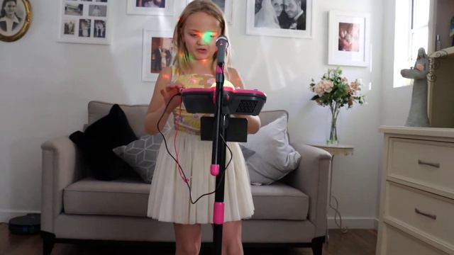 VTECH kiddie superstar DJ toy review! смотреть онлайн