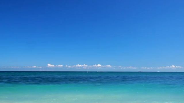 Звуки моря , голубое небо, успокоение, релакс, звуки волн. смотреть онлайн