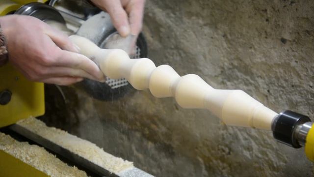 Шикарный табурет. Табурет на токарном станке. Making A Chic Stool