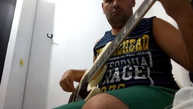 Fender Jazz Bass American Deluxe - Groove смотреть онлайн