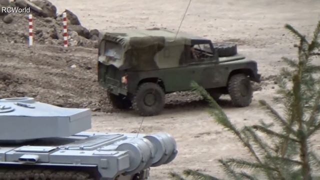 Big Scale Tanks RC Panzer Танк T-90 Leopard 2 ♦ Erlebniswelt Modellbau Erfurt 2015 Modellbaumesse смотреть онлайн