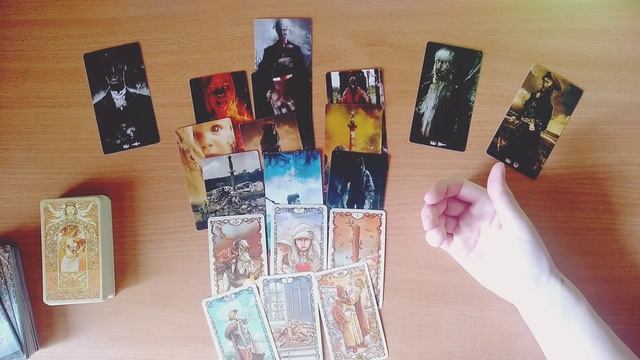 Расклад на 4 короля: мысли, чувства, действия смотреть онлайн