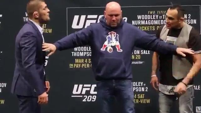 UFS хочет в последний раз провести этот бой в августе