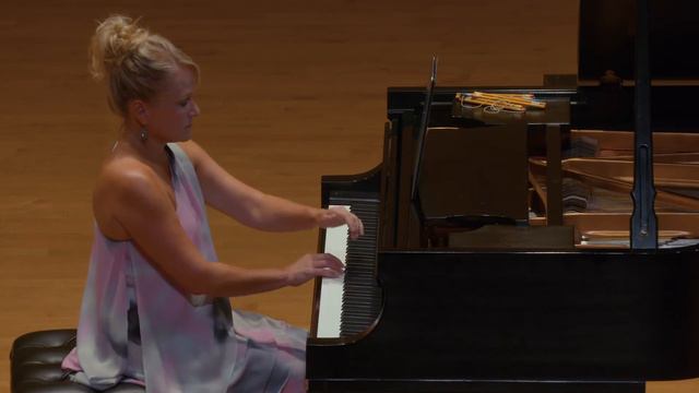 Kurtag, Hommage a Christian Wolff смотреть онлайн