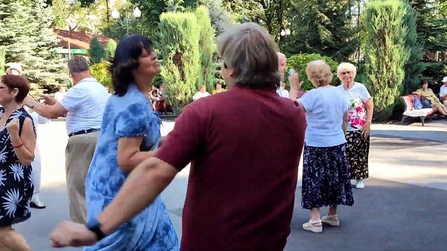 ТУМБА, ТУМБАРА! ИЮЛЬ 2023 ГОДА ТАНЦЫ ХАРЬКОВ УКРАИНА смотреть онлайн