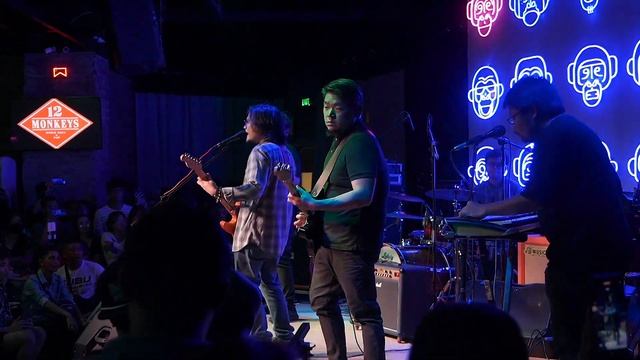 Languyin - Autotelic смотреть онлайн