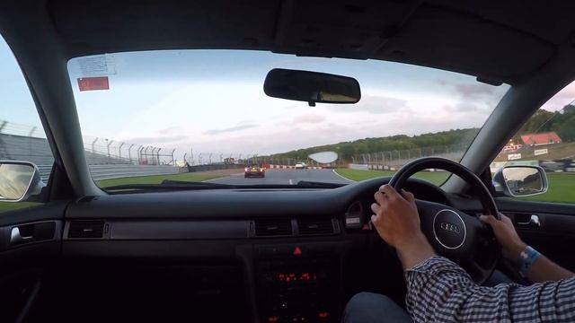 Audi A6 1.9 TDI Brands Hatch 25/08/15 смотреть онлайн