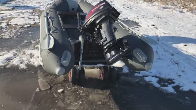 Не нужно сверлить транец для установки колес смотреть онлайн