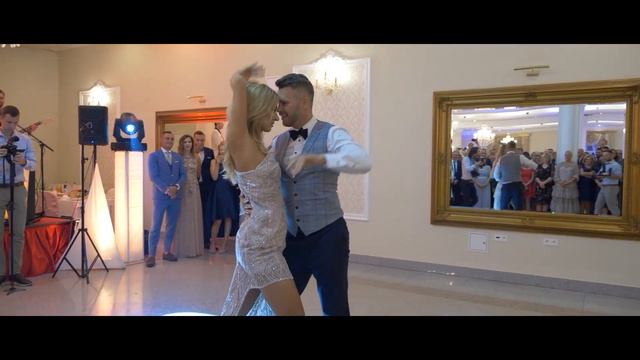 Pierwszy Taniec - Walc i Bachata [Don't Let Me Down] смотреть онлайн