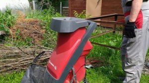 Садовый измельчитель веток. Стоит ли покупать.