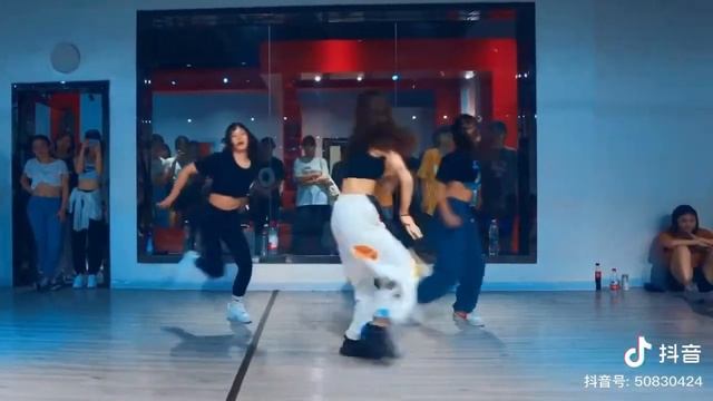 Poker face - Lady Gaga (Orangie choreography) смотреть онлайн