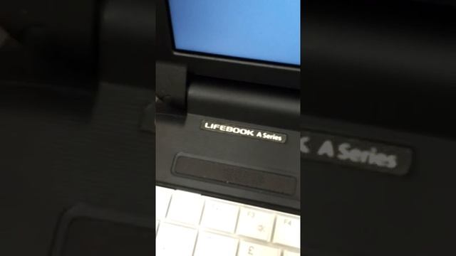 Fujitsu Lifebook A530 (1)