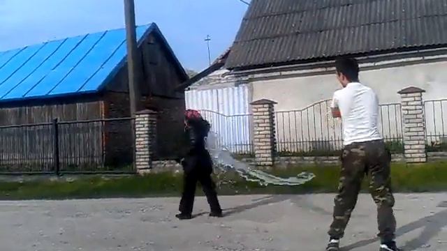 Обливний понеділок. Я в чім до церкви піду смотреть онлайн