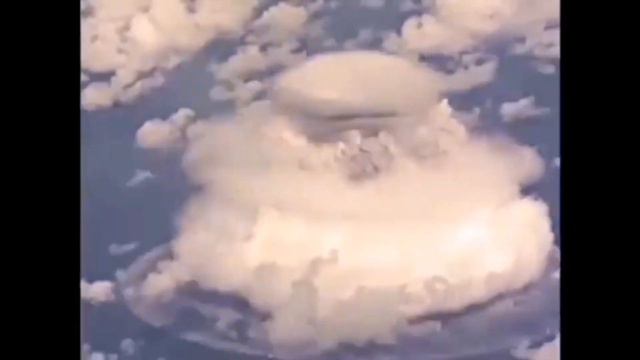 (free to use) Bongo's Klasky Csupo drops a bomb - Green Screen смотреть онлайн