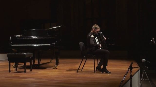 Marta Litvinova - Flight of the Bumblebee (The Large Guild, 2019) смотреть онлайн