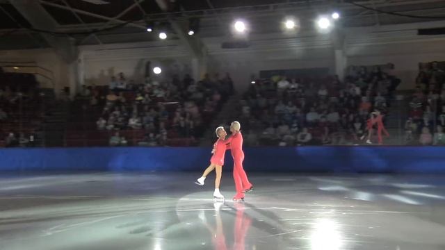 Ludmilla Belousova and Oleg Protopopov at 2015 An Evening With Champions смотреть онлайн
