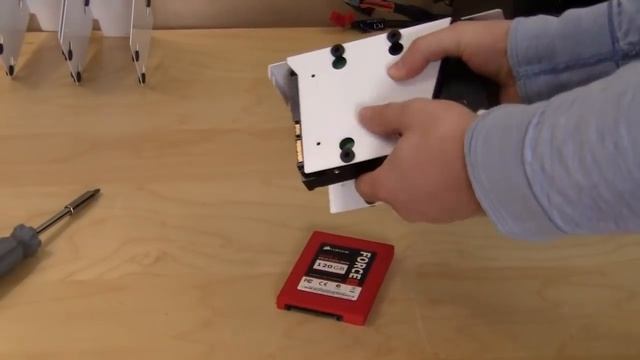 Fractal Design Node 304 Hardware Installation смотреть онлайн