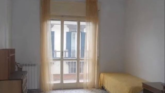 Rione Nuovo Materdei 4 vani al 3°piano смотреть онлайн