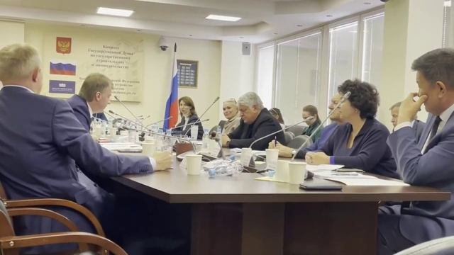 "Кто будет выбирать? ДЭГенераты или порядочные граждане?" Фильм 12-й из цикла "В интересах Народа" смотреть онлайн