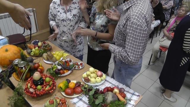 09.09.2015 Выставка овощей в Тат. ВОГ 00232 смотреть онлайн