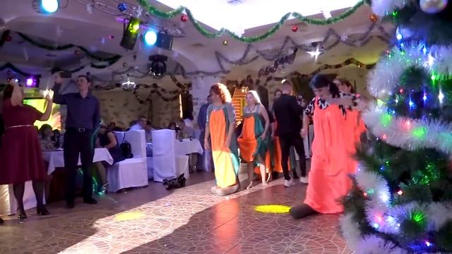 РК "Зелёный Квадрат" встречаем 2020 год вместе смотреть онлайн