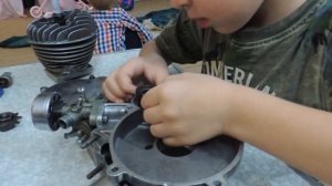 БОГДАН РАЗБИРАЕТ МОТОР Д 6