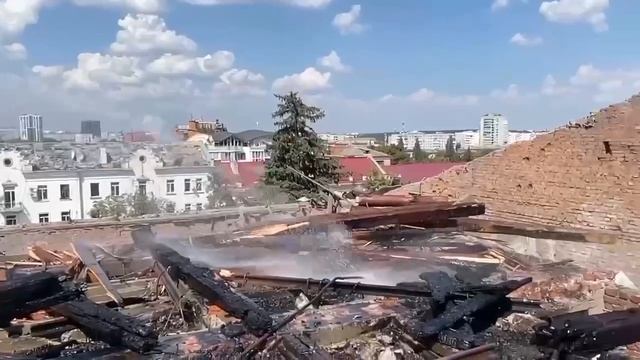 Как сейчас выглядит крыша драмтеатра в Чернигове смотреть онлайн