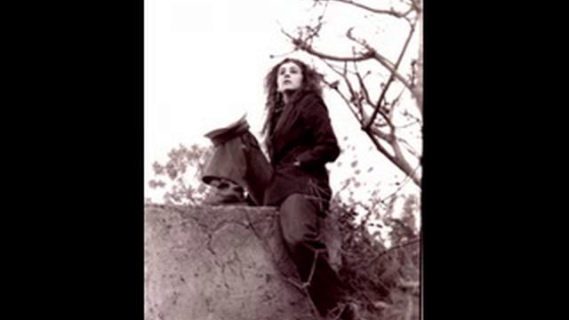 WAYFARING STRANGER смотреть онлайн