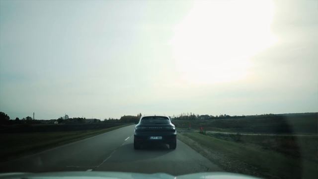 „Porsche Macan“: ar gali būti sportinis SUV'as patogus kiekvienai dienai? смотреть онлайн