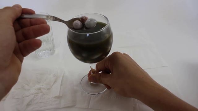 Сколько ммдемс в пачке? / Одинаковое ли количество драже m&m's в упаковке?\ Сколько арахиса? смотреть онлайн