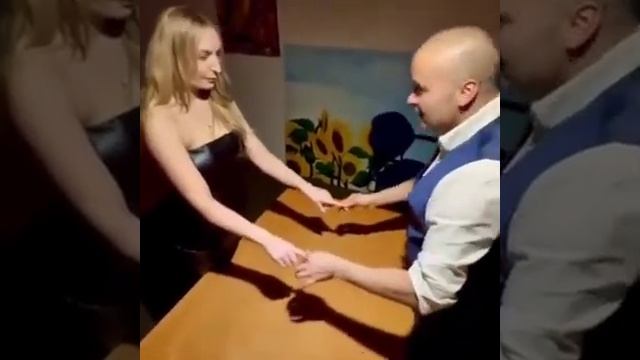 The game of light?️& Shadow. #lightnshadow #shadowgame #gostshadow #lightroom #darkroom #magic #lov смотреть онлайн