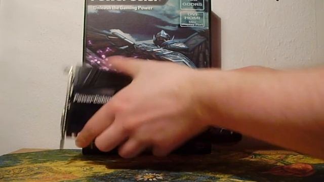Unboxing eines ATI Radeon HD 6790 von PowerColor смотреть онлайн