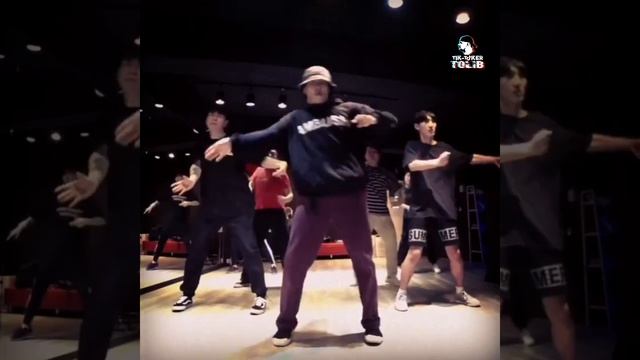 Самый лучший танец в мире "ВОЛНА" смотреть онлайн