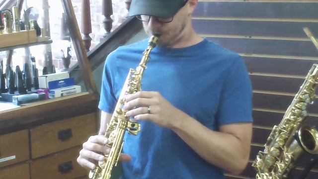 Saxquest! Antigua Winds Soprano Gold Lacquer смотреть онлайн