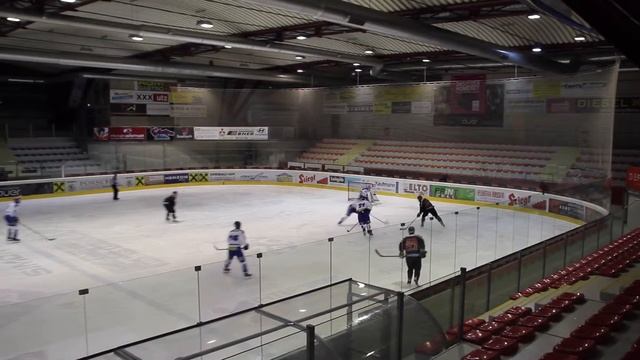 EC Niedernsill Islanders - SV Schüttdorf 3:7 (2:2, 1:2, 0:3) смотреть онлайн