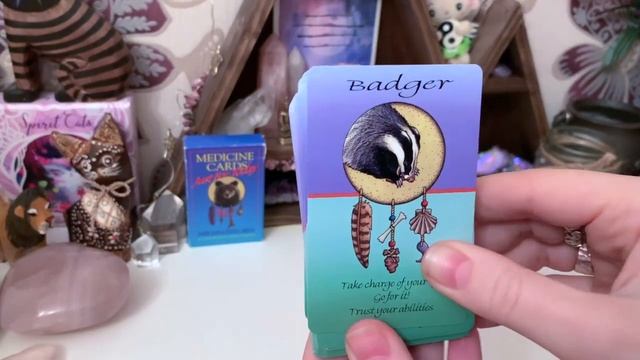 Top 5 Oracle Decks purchased in 2018 // 31 days of tarot смотреть онлайн