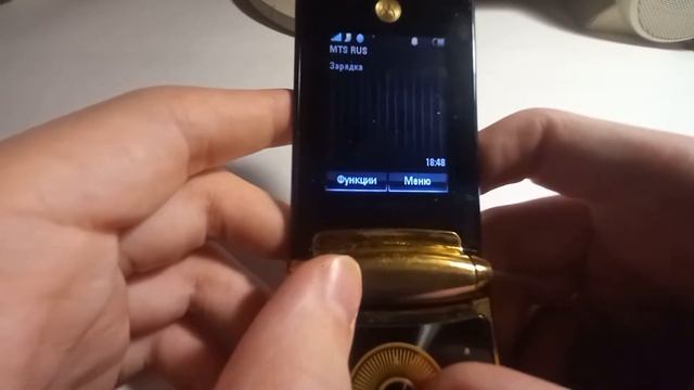 Обзор Motorola razr V8 смотреть онлайн