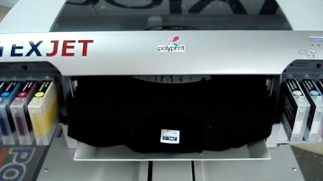 Печать темной футболки на Polyprint TEXJET смотреть онлайн