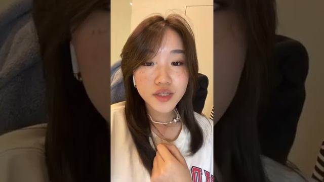 Lee Felix's sister Olivia on Tik Tok смотреть онлайн