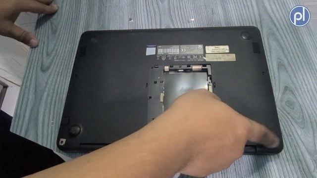Ulas laptop ASUS E402W AMD E2-6110 смотреть онлайн