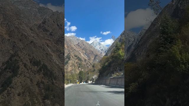 Дорога в Гималаях 🇮🇳 #индия #гималаи #mountains смотреть онлайн